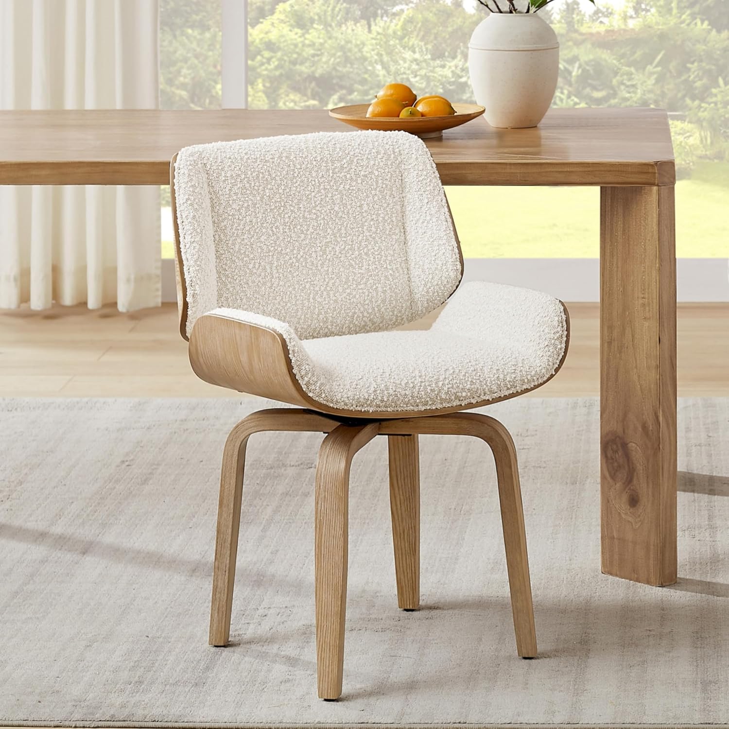 Century Textile & Sewing Supply Photos - 회전식 식탁 의자, 패브릭 커버의 나무
