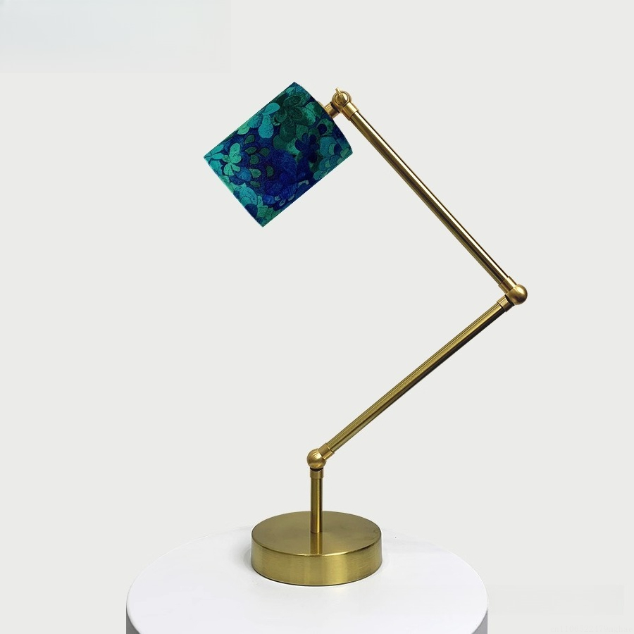 조절 가능한 독서등: 메탈 베이스와 리버티 패브릭 갓, - Century Textile & Sewing Supply Photos 리뷰 및 가격